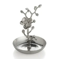 Marie Dumas Michael Aram White Orchid - Ring Catch