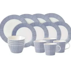Marie Dumas Royal Doulton Pacific Dots 16-Piece Set